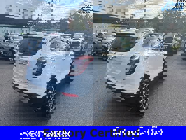 Certified 2022 Buick Encore Preferred w/ Safety Package image 7