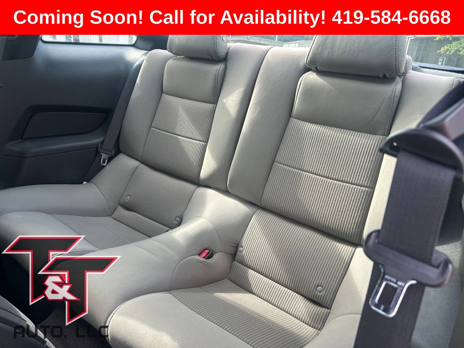 Used 2012 Ford Mustang Coupe RWD image 7
