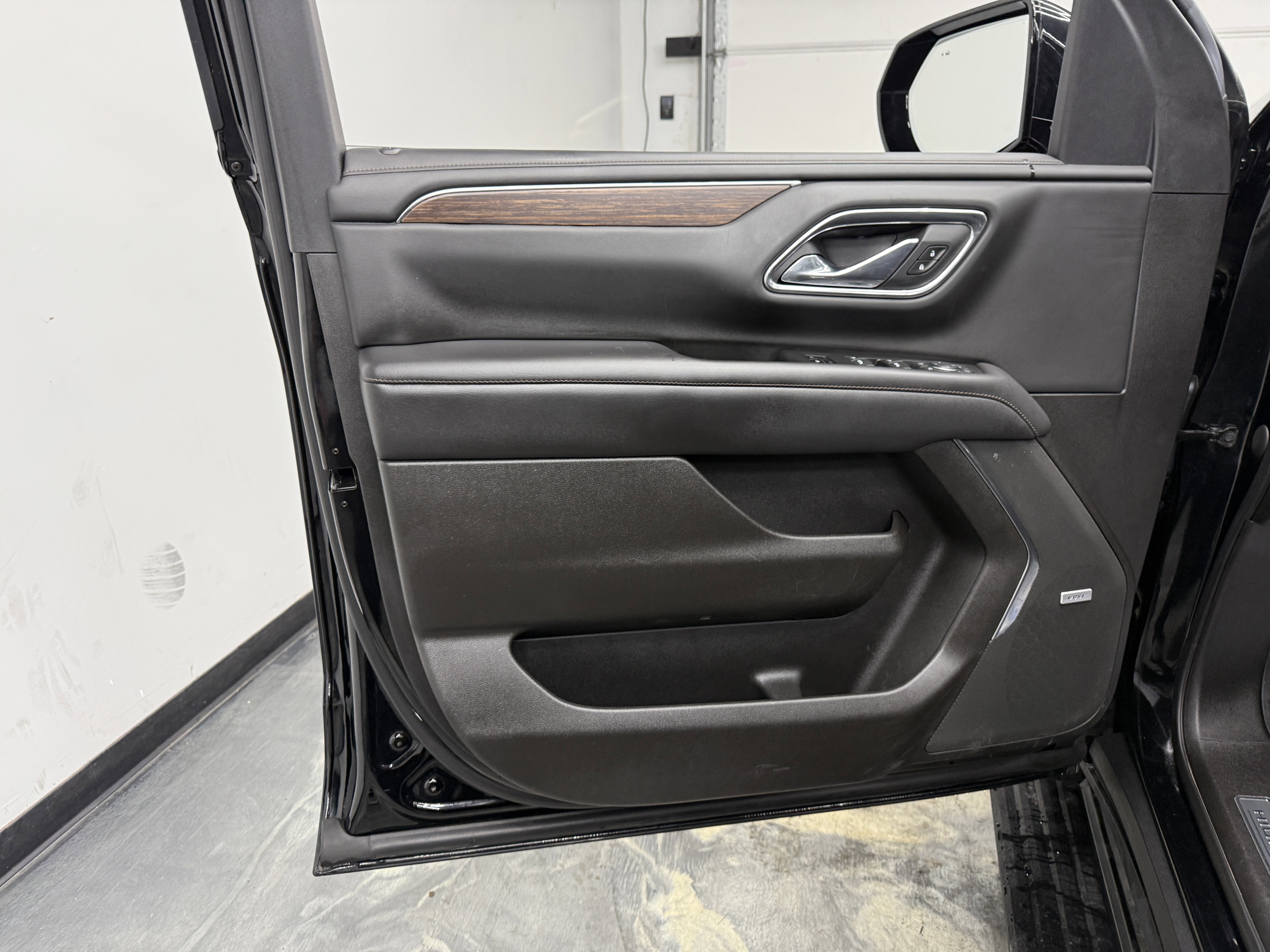 Used 2021 Chevrolet Tahoe High Country image 11