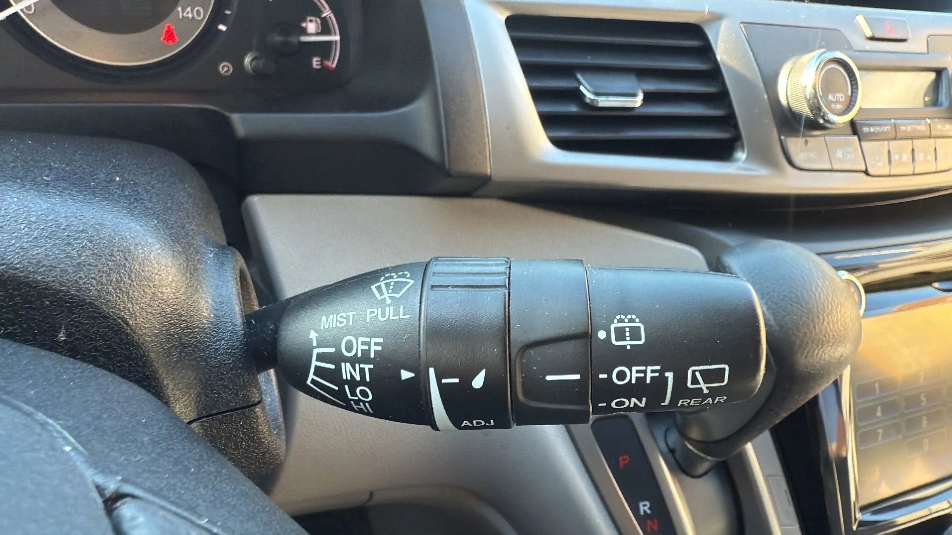 Used 2016 Honda Odyssey SE image 13