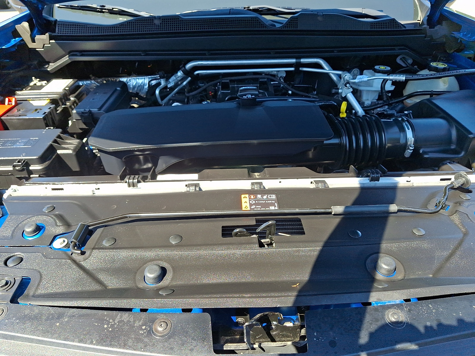 Used 2023 Chevrolet Colorado W/T w/ Technology Package AWD/4WD image 26
