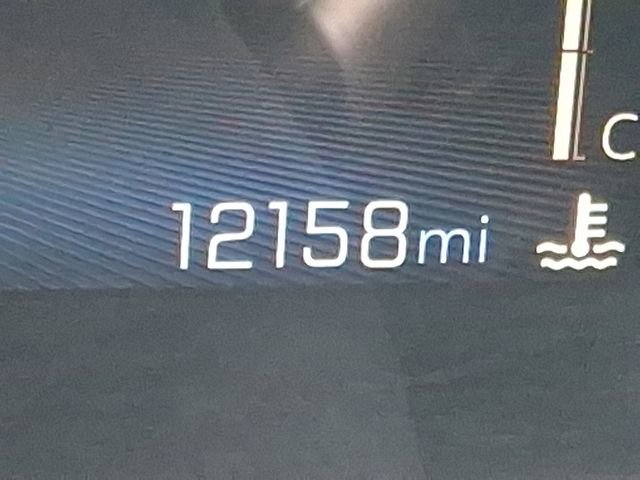 Certified 2024 Chevrolet Trax RS w/ Sunroof Package FWD image 20