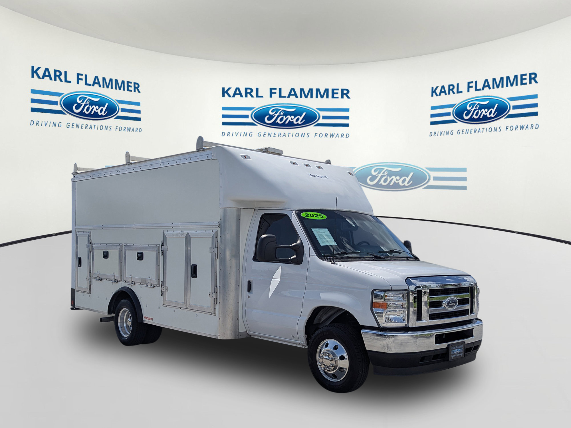 Certified 2025 Ford E-450 and Econoline 450 Super Duty w/ Power Equipment Group RWD video 1