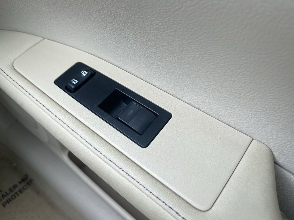 Used 2013 Lexus ES 350 w/ Premium Pkg FWD image 42