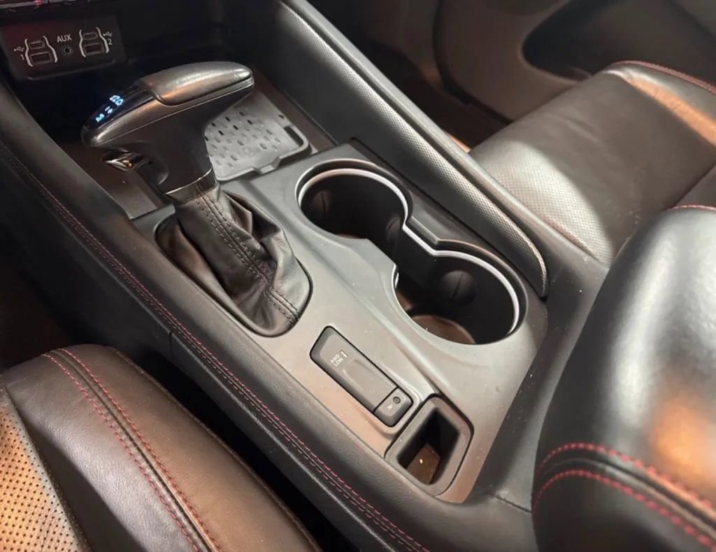 Used 2025 Dodge Durango R/T AWD/4WD image 15