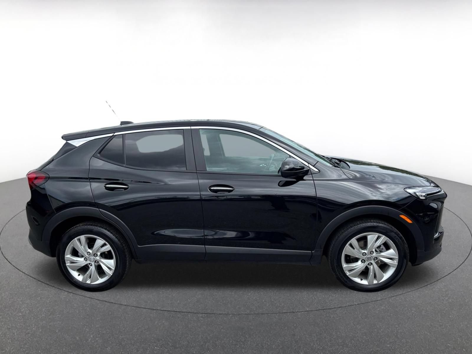 Used 2025 Buick Encore GX Preferred FWD image 15