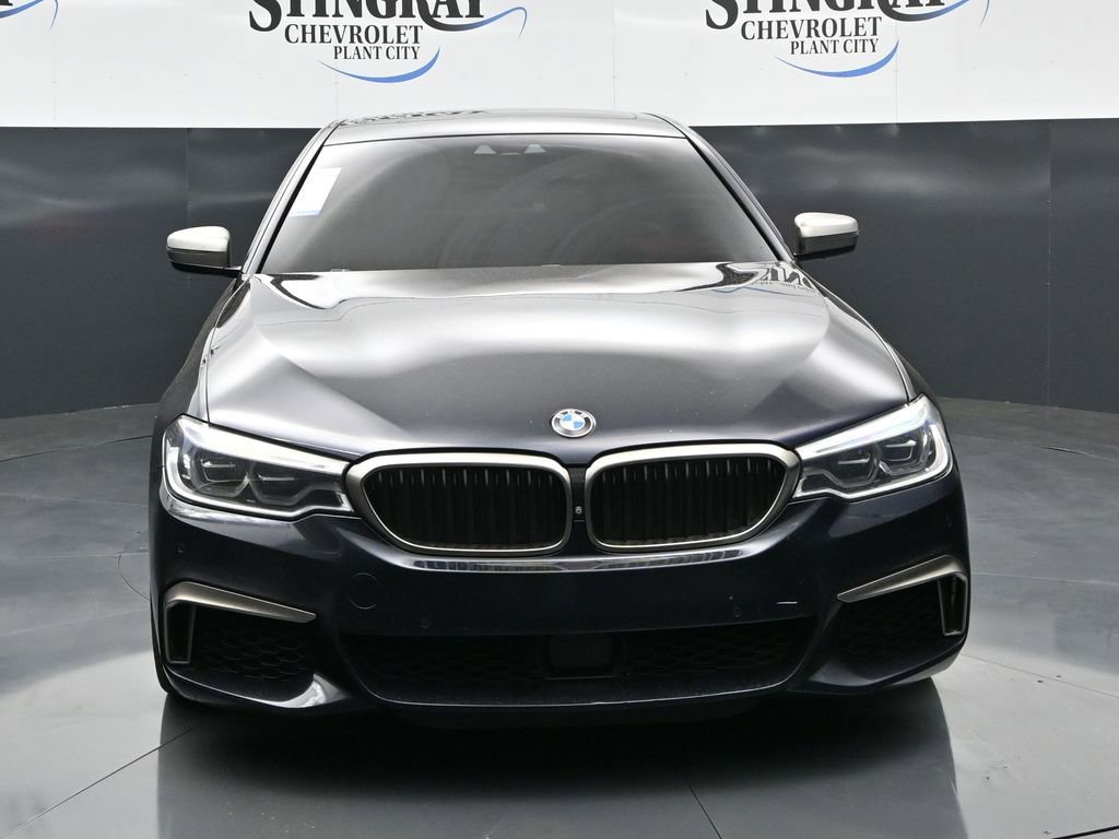 Used 2018 BMW M550i xDrive image 2