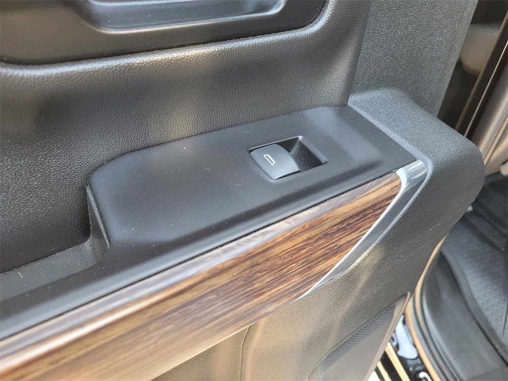 Used 2020 Chevrolet Silverado 2500 High Country w/ Z71 Off-Road Package image 17