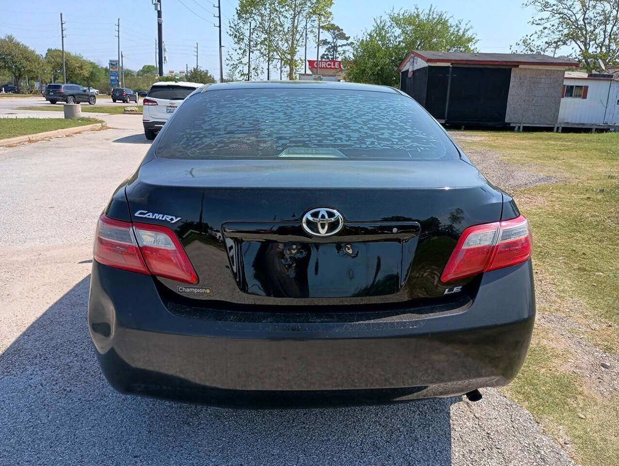 Used 2009 Toyota Camry LE FWD image 4