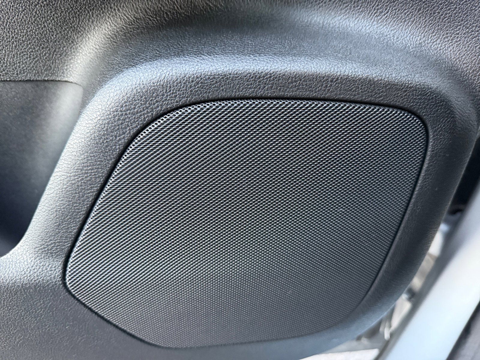 Used 2023 Lincoln Corsair Reserve w/ Equipment Group 202A image 27