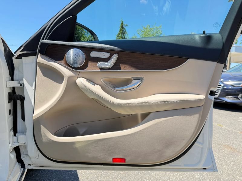 Used 2019 Mercedes-Benz C 300 4MATIC Sedan image 29