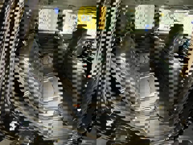 Used 2024 Nissan Pathfinder SL image 24