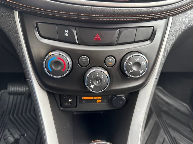 Used 2020 Chevrolet Trax LS w/ Tint and Cruise Package image 31