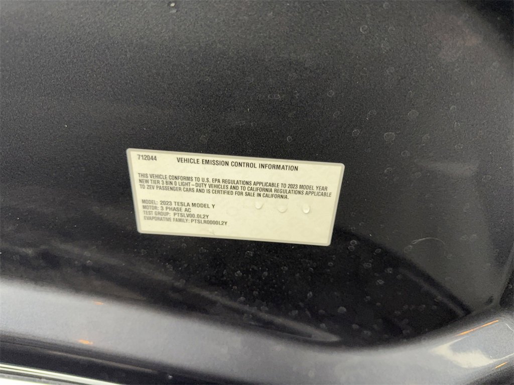 Used 2023 Tesla Model Y Performance image 68