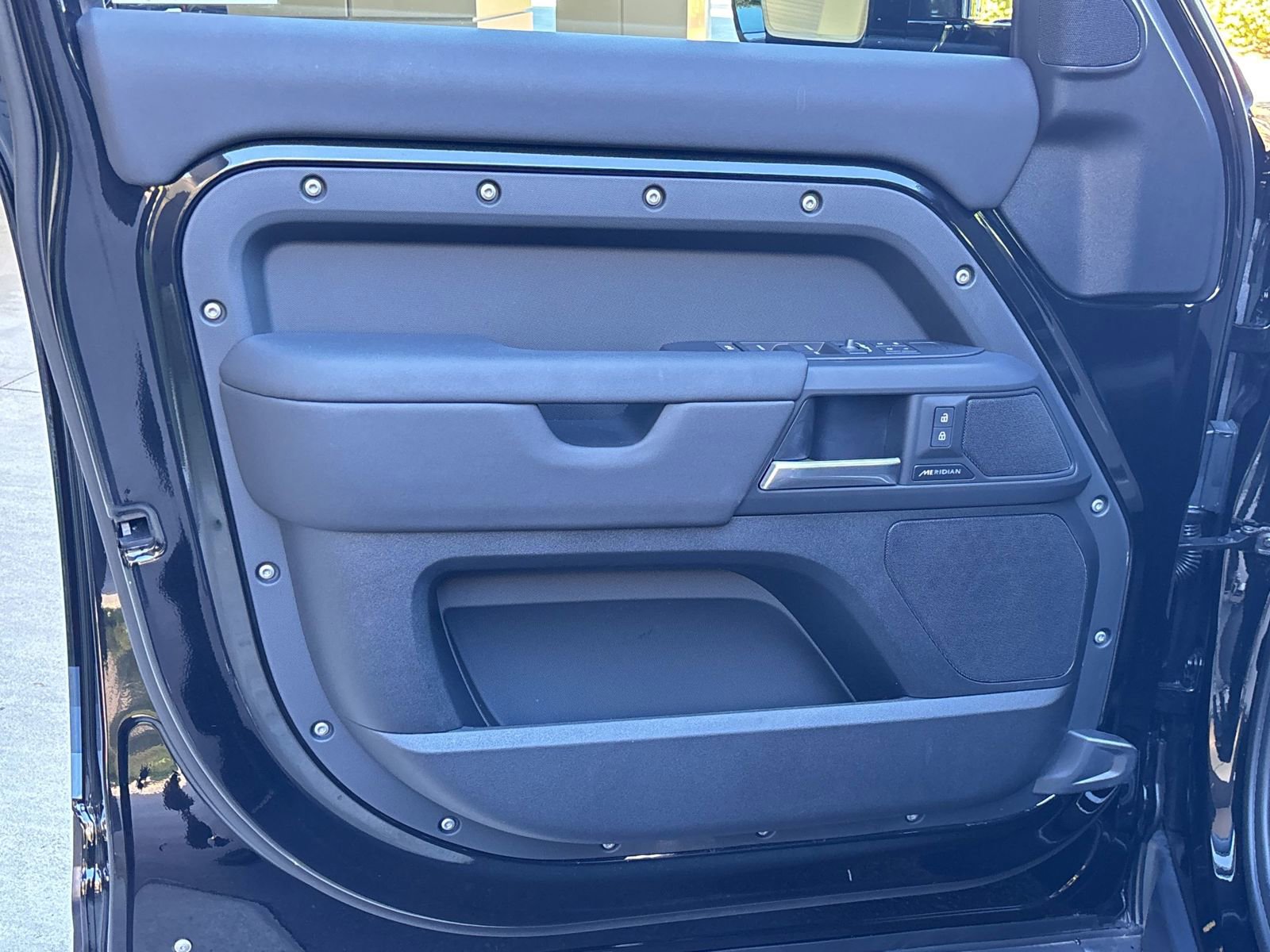 Certified 2025 Land Rover Defender 110 S image 21