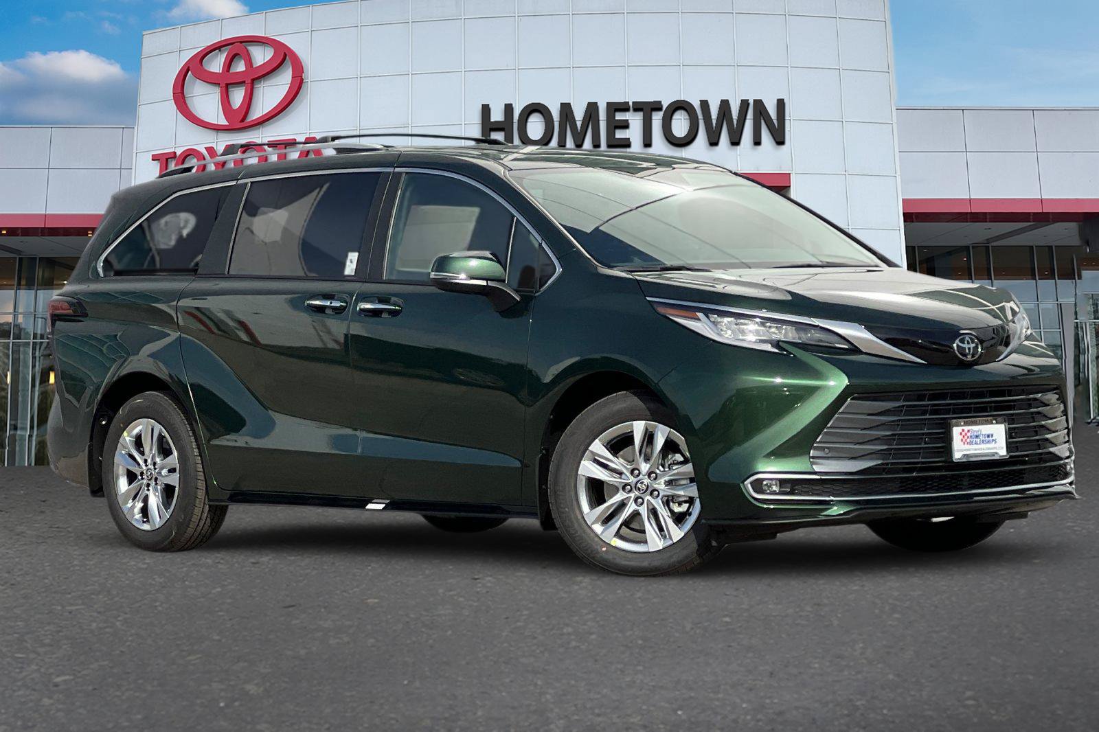 New 2026 Toyota Sienna Limited AWD/4WD image 2