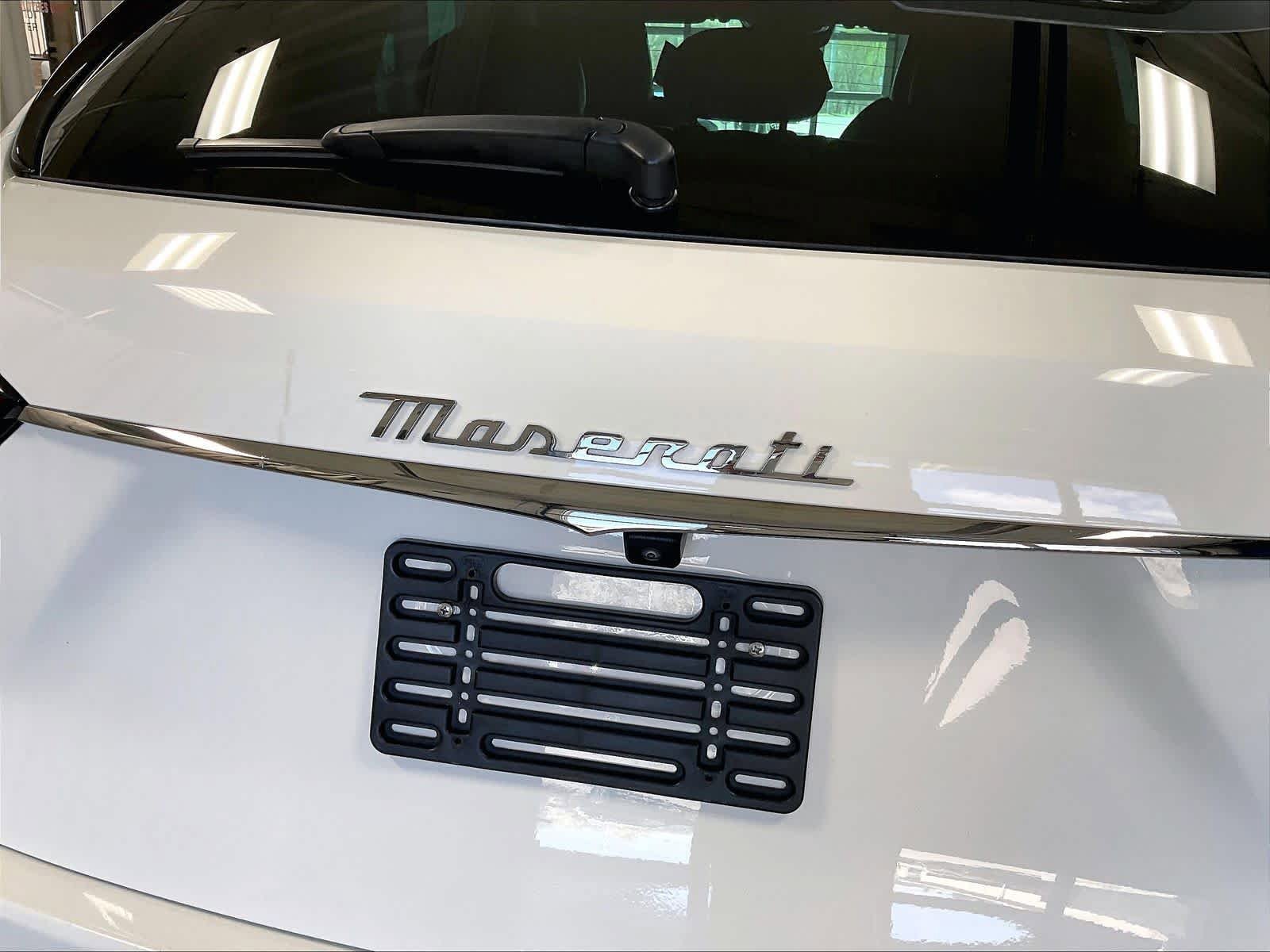 Used 2022 Maserati Levante Modena AWD/4WD image 29