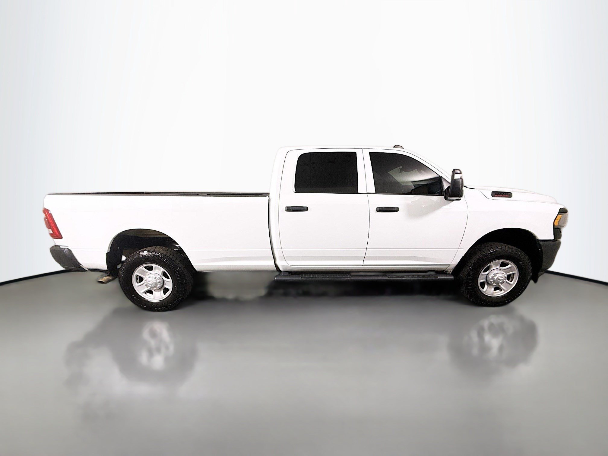 Used 2024 RAM 2500 Tradesman w/ Safety Group AWD/4WD image 11