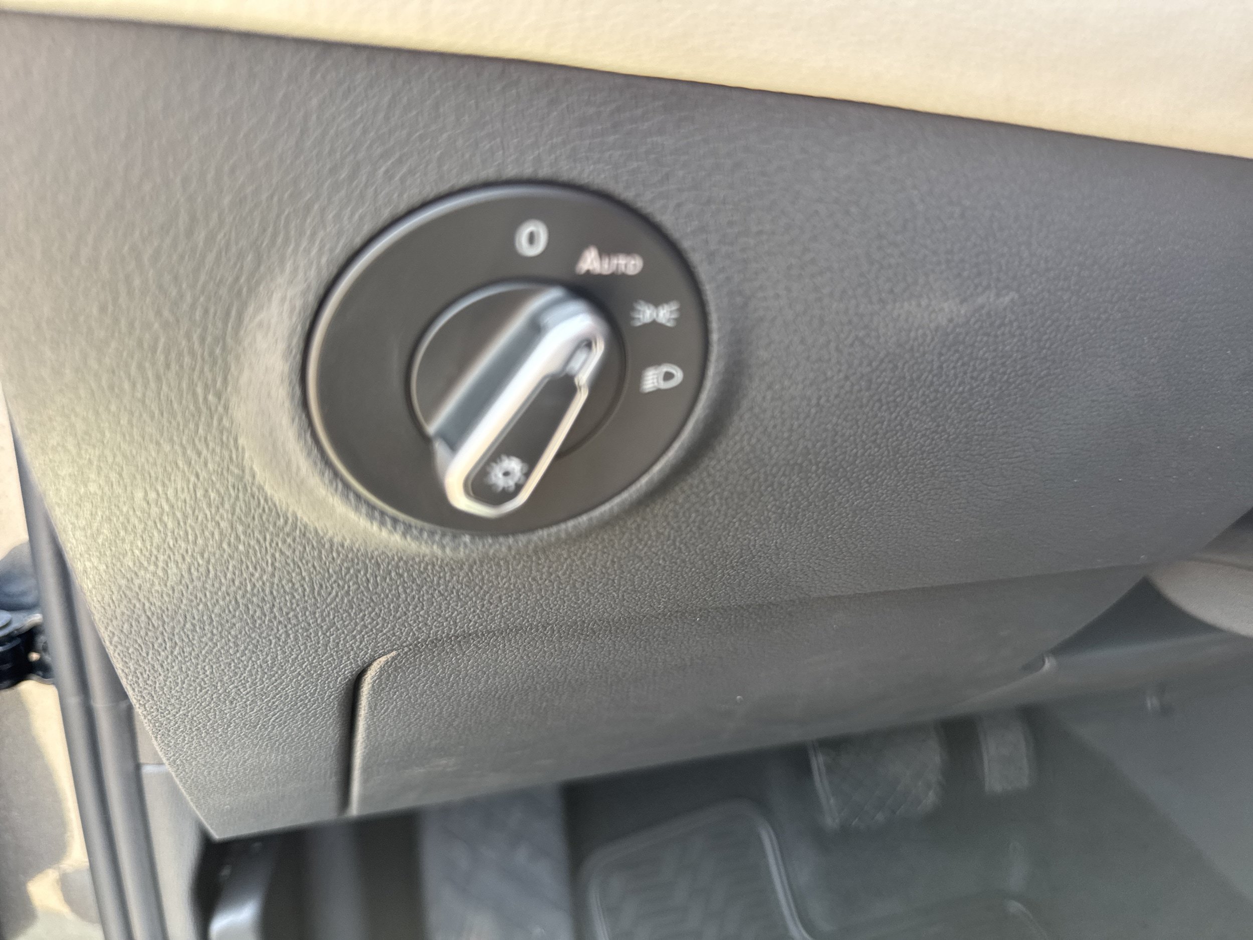 New 2026 Volkswagen Taos SEL AWD/4WD image 13