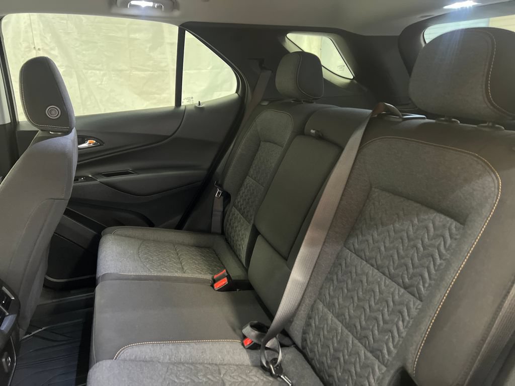 Used 2022 Chevrolet Equinox LT AWD/4WD image 34