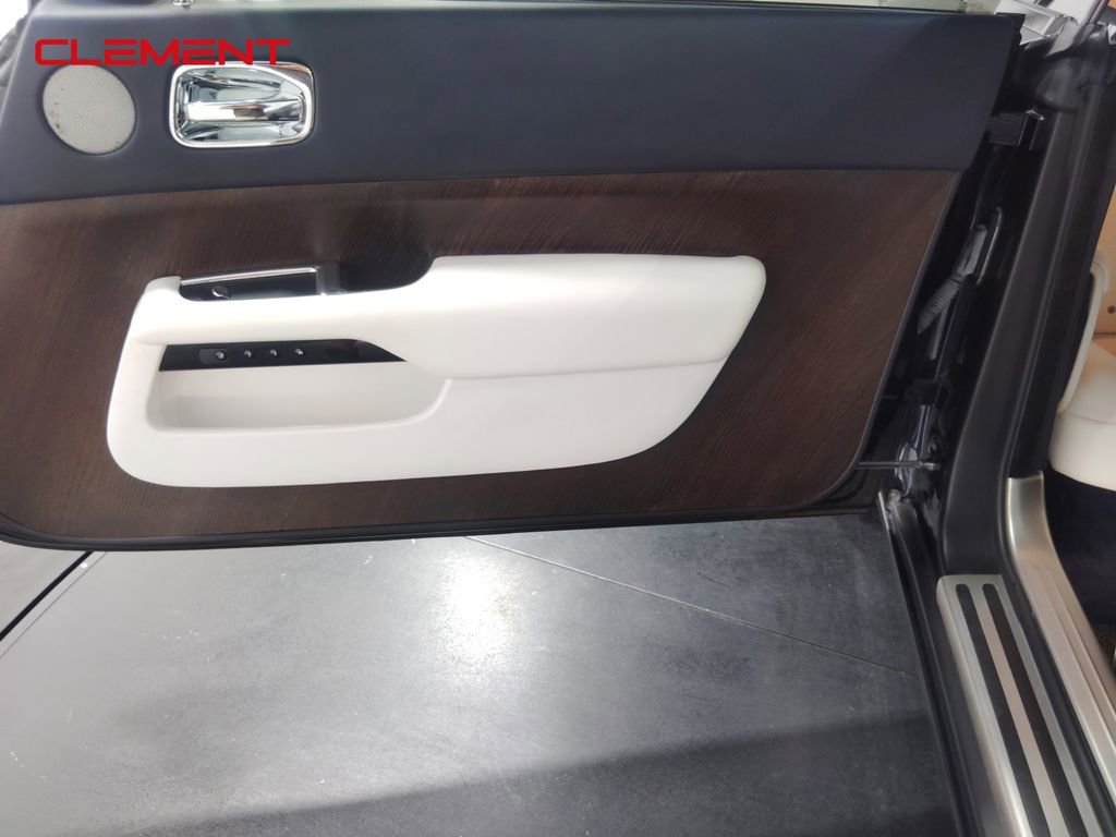 Used 2014 Rolls-Royce Wraith image 36
