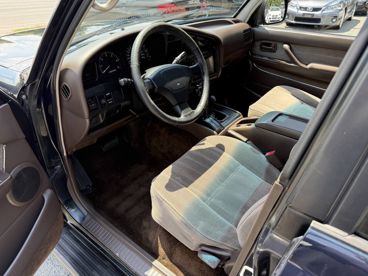 Used 1993 Toyota Land Cruiser AWD/4WD image 8
