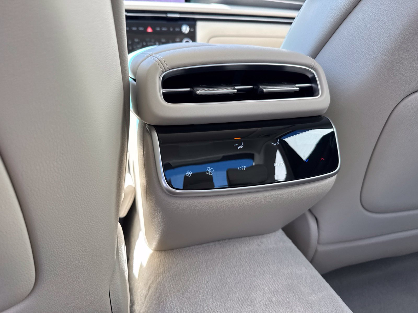 New 2027 Genesis G80 2.5T Sport Prestige AWD/4WD image 16