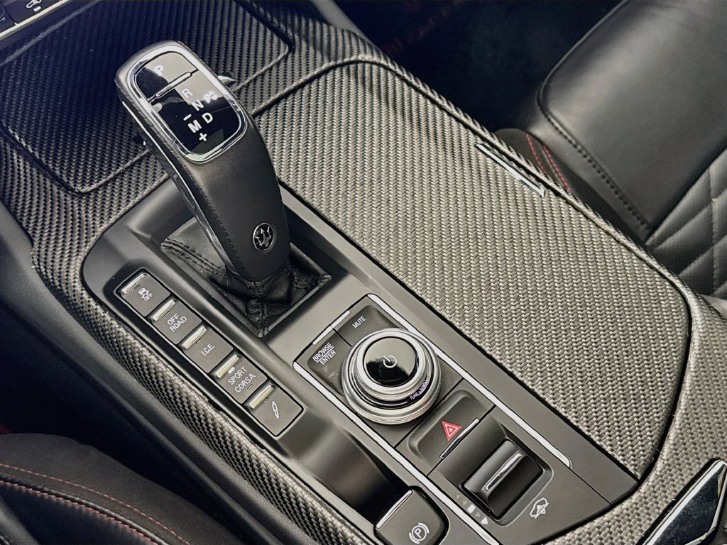 Used 2022 Maserati Levante Trofeo AWD/4WD image 20