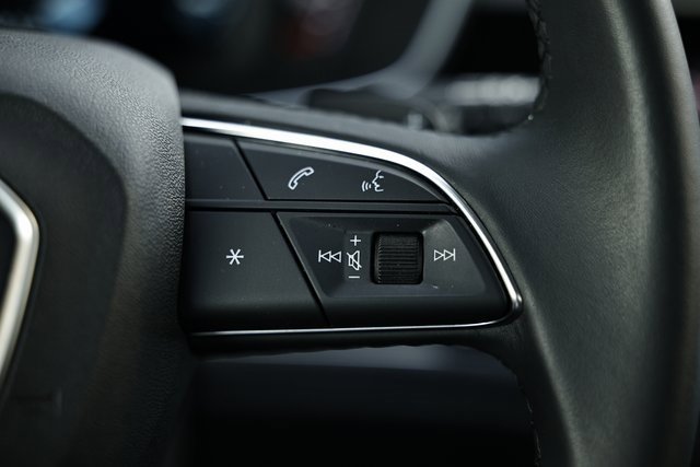 Certified 2025 Audi Q3 2.0T Premium w/ Convenience Package image 34