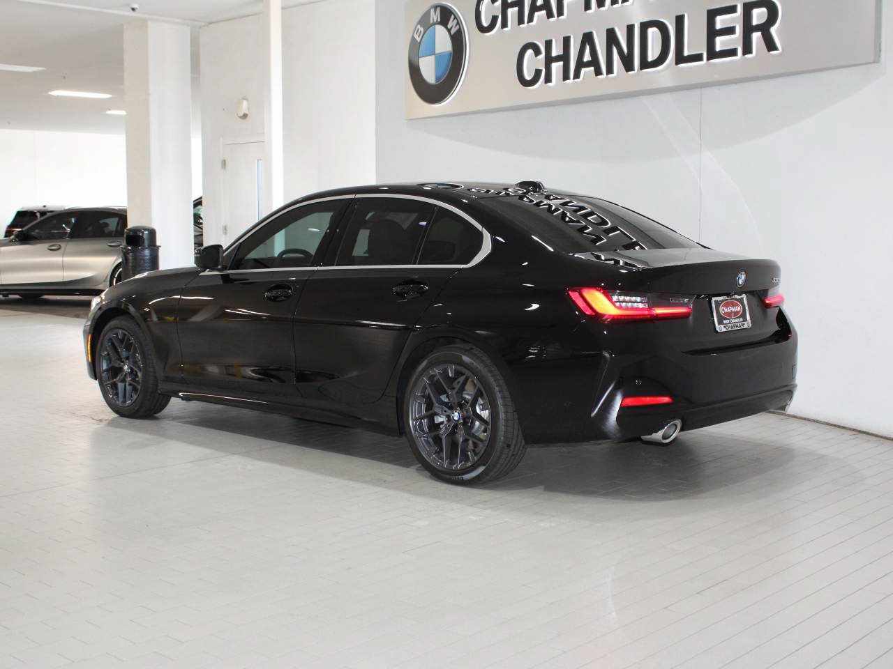 Used 2026 BMW 330i Sedan w/ Convenience Package RWD image 5