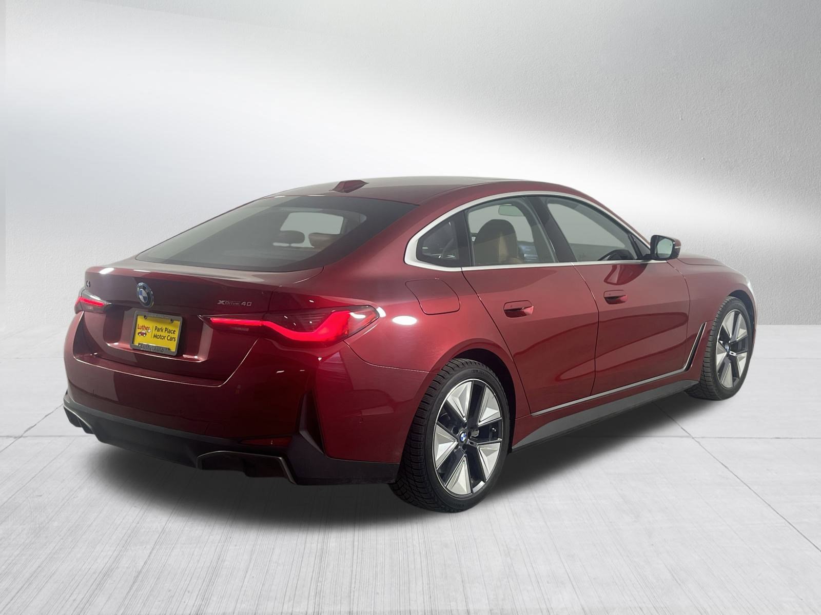 Used 2025 BMW i4 xDrive40i w/ Premium Package image 7