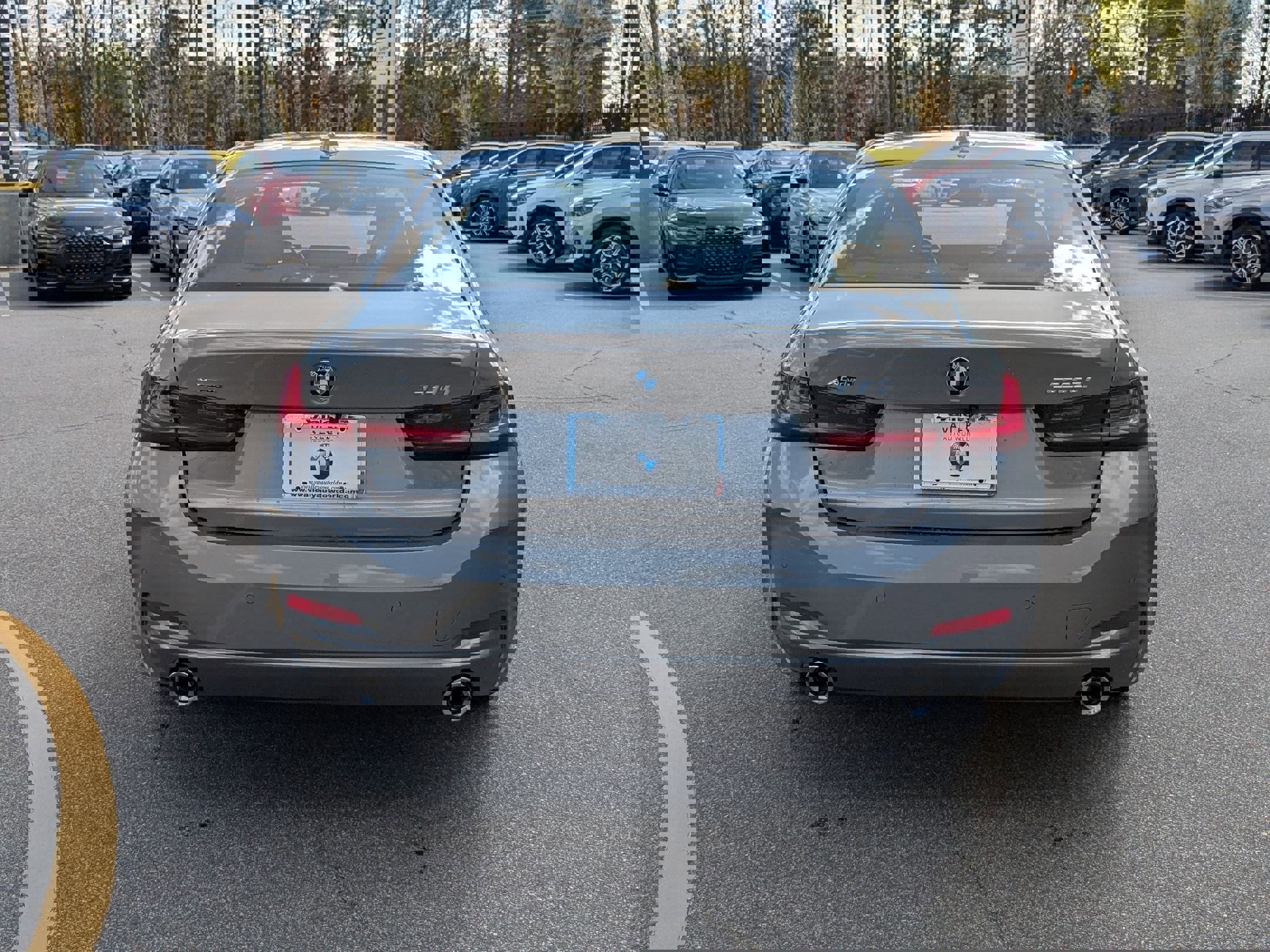 New 2025 BMW 330i xDrive Sedan w/ Premium Package image 4