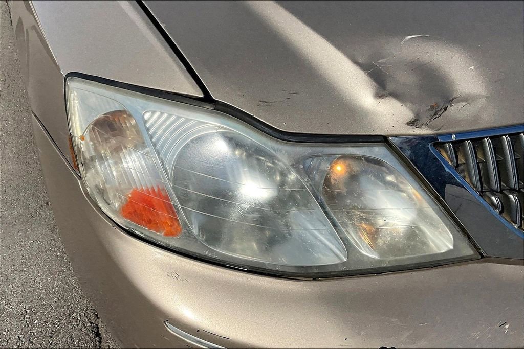 Used 2000 Toyota Avalon XL image 33