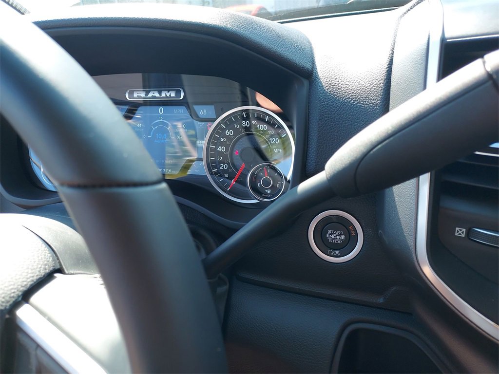 New 2024 RAM 5500 SLT w/ Quick Order Package 2YG SLT AWD/4WD image 33