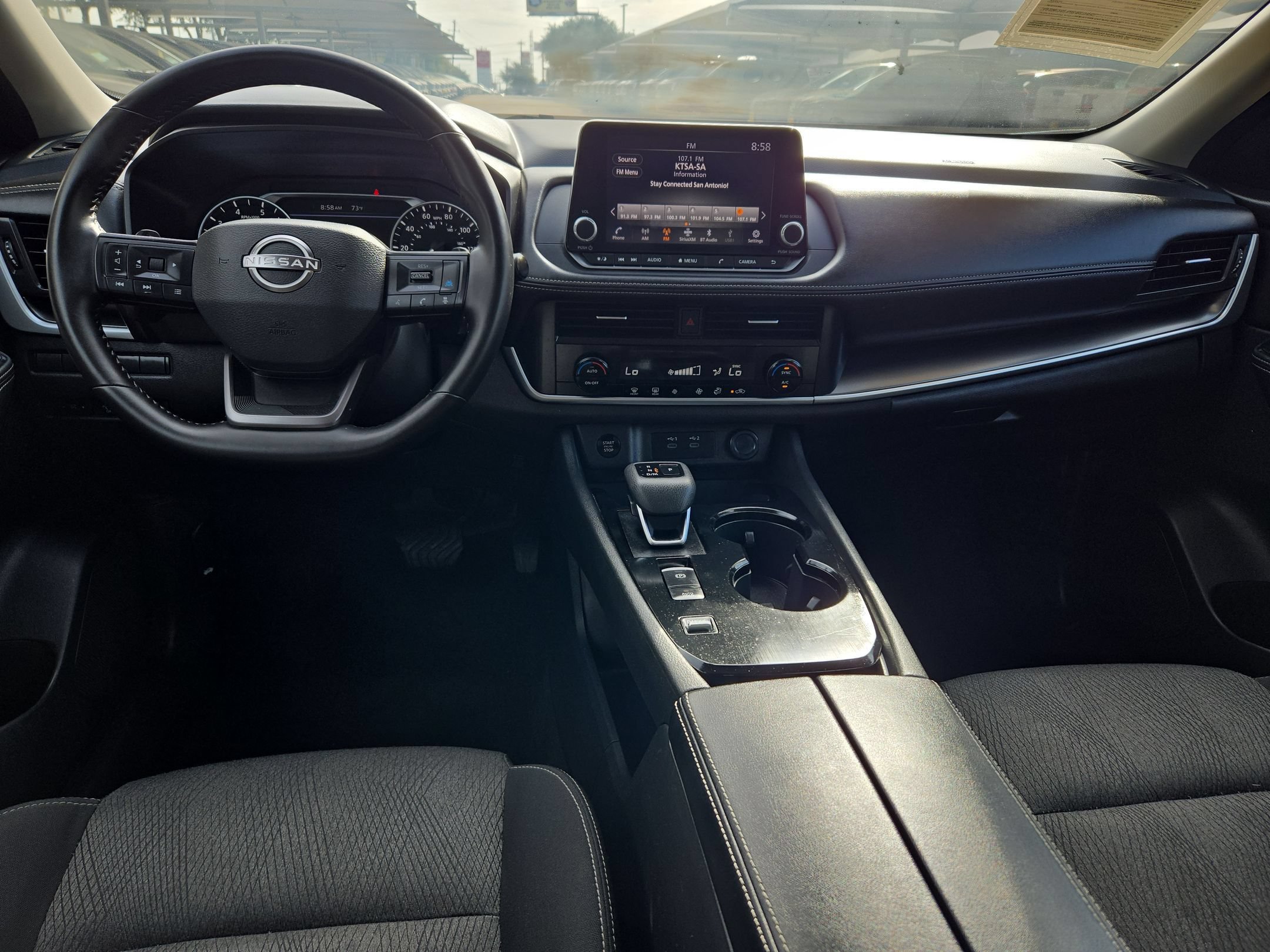 Certified 2025 Nissan Rogue SV FWD image 15