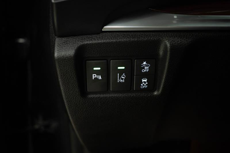 Used 2016 Acura MDX SH-AWD image 33