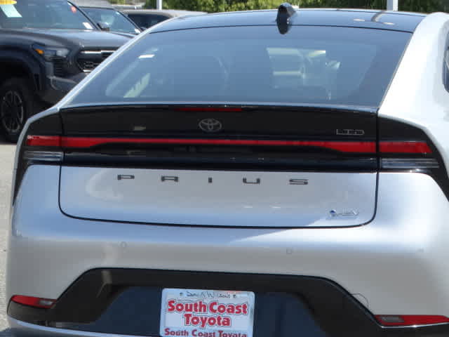 Used 2024 Toyota Prius Limited w/ Limited Premium Package image 15