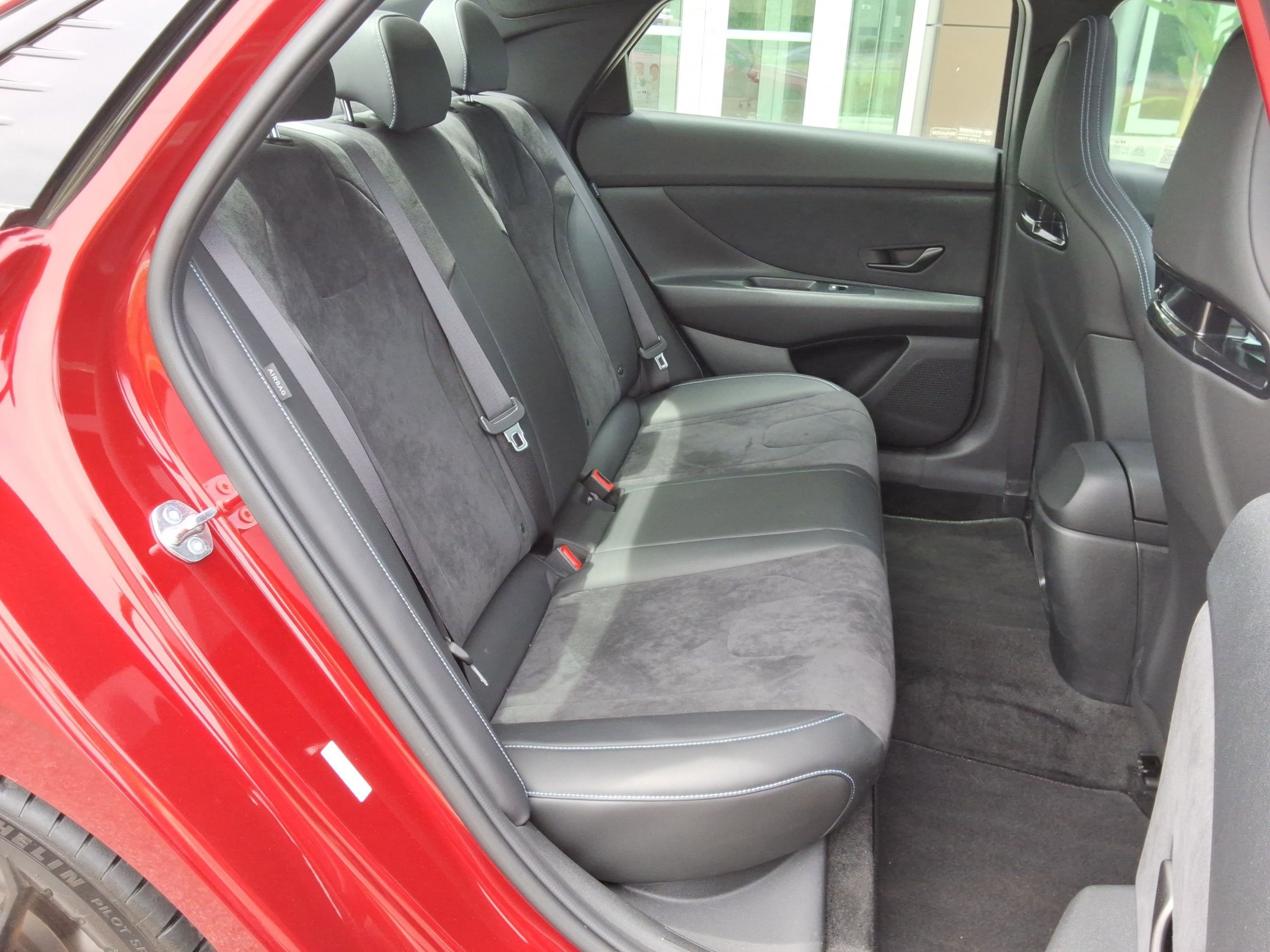 Used 2025 Hyundai Elantra N FWD image 33