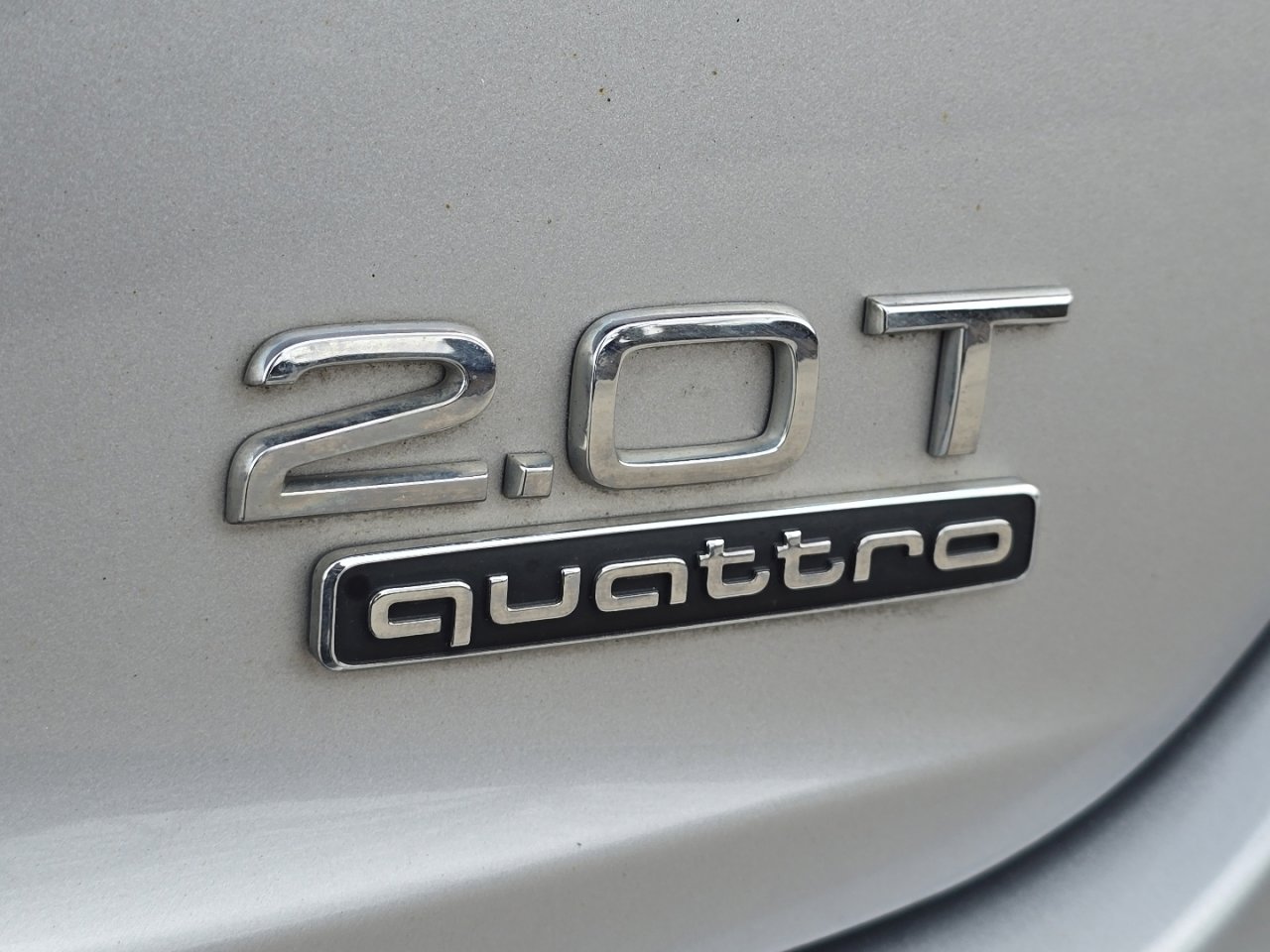 Used 2015 Audi A4 2.0T Premium image 10