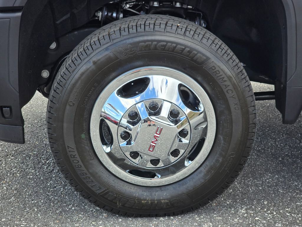 New 2026 GMC Sierra 3500 SLE w/ SLE Value Package image 14