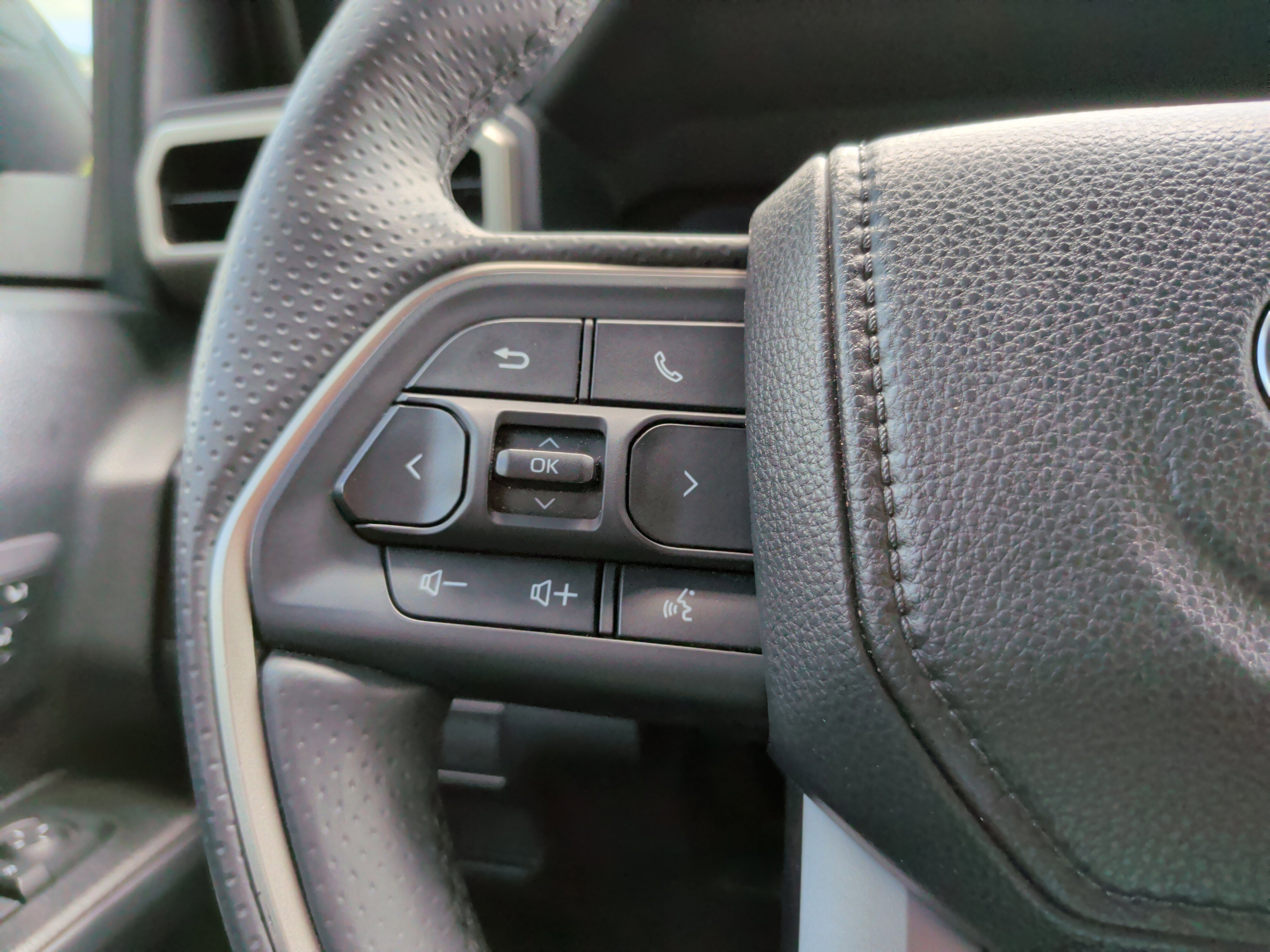 Used 2025 Toyota 4Runner TRD Off-Road Premium w/ Tow Technology Package image 21