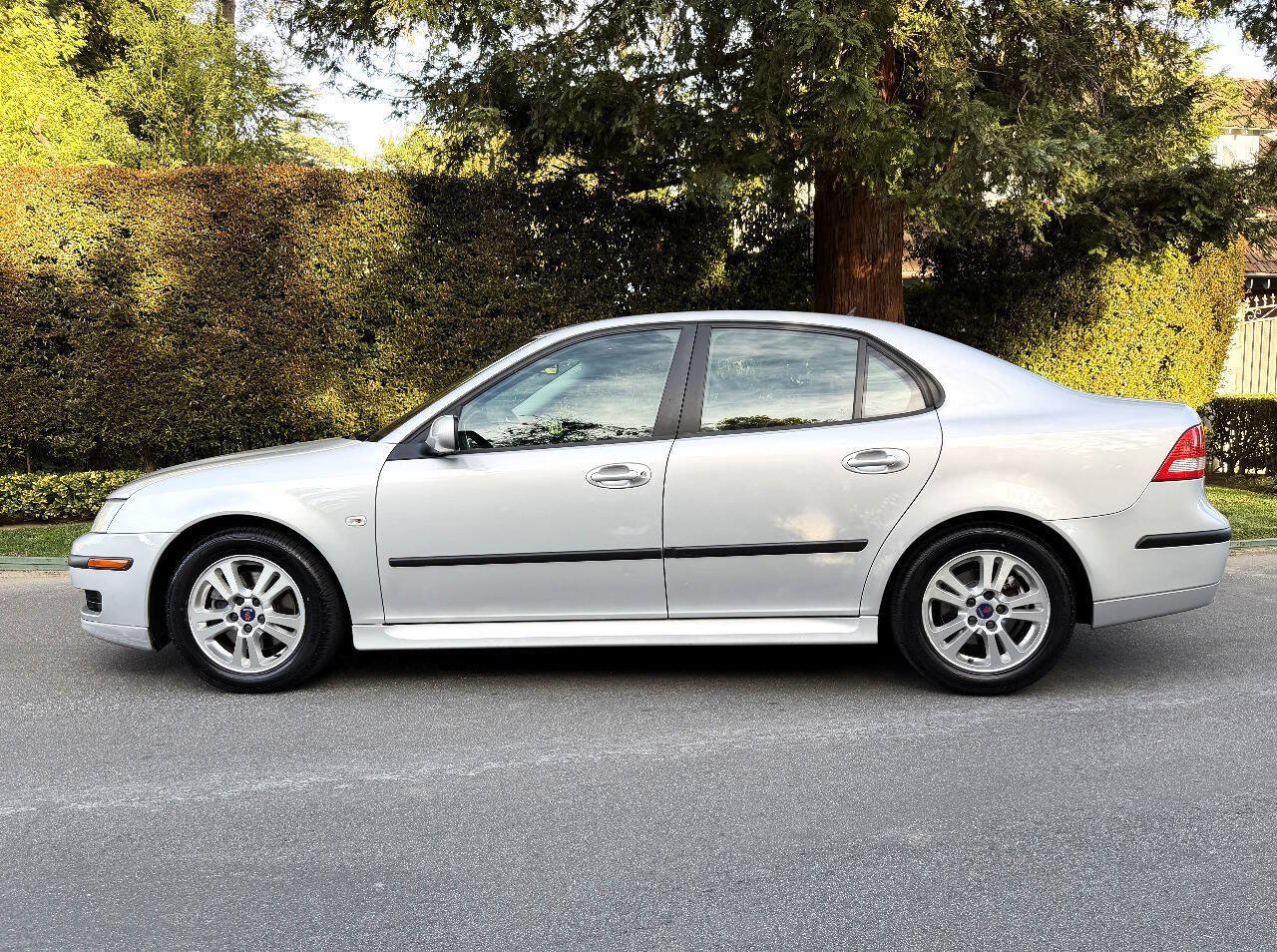 Used 2007 Saab 9-3 2.0T FWD image 4
