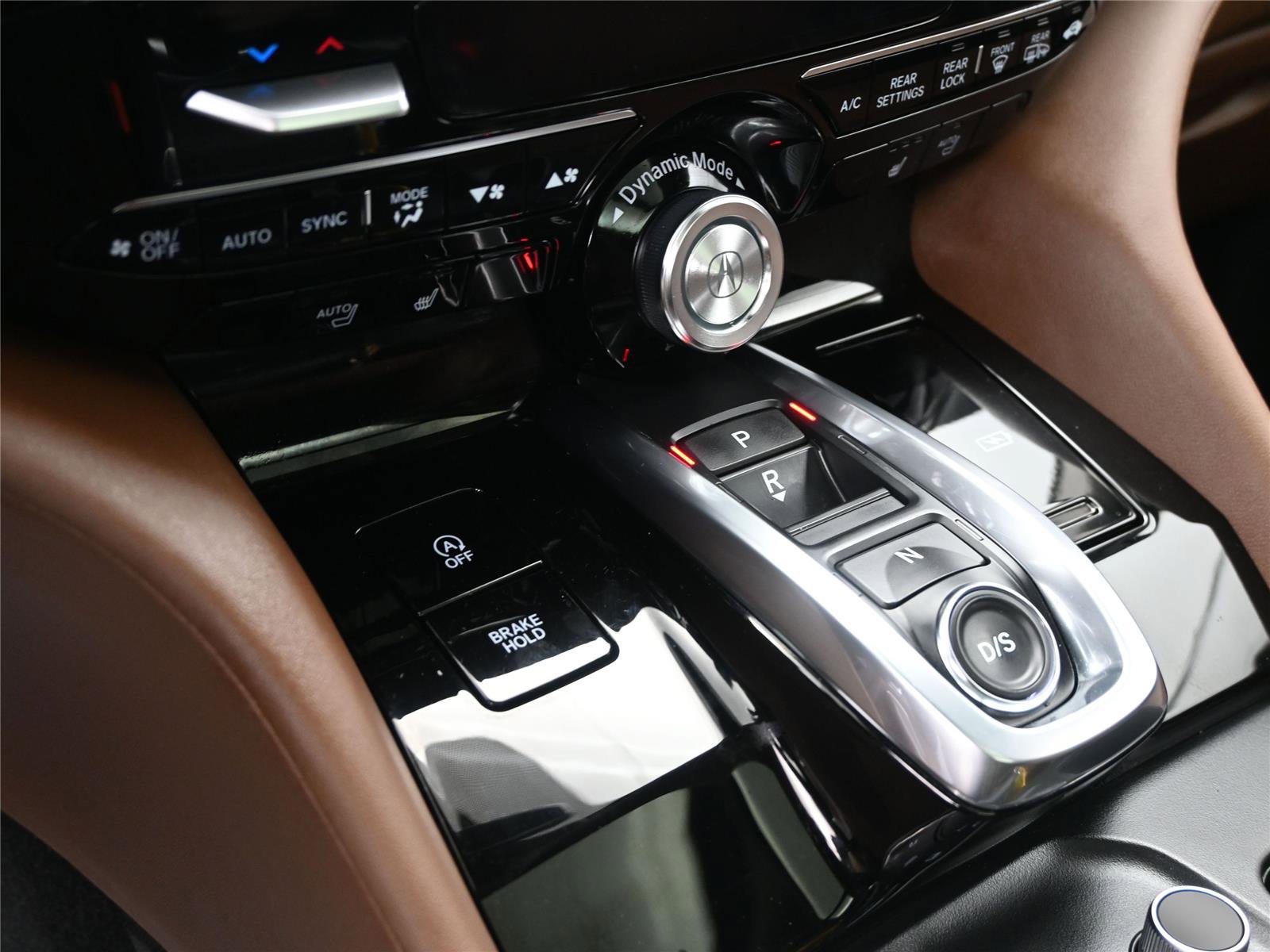 Certified 2024 Acura MDX SH-AWD w/ Technology Package image 6