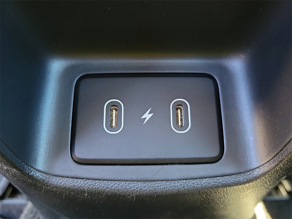 Used 2024 Hyundai Elantra SEL image 12