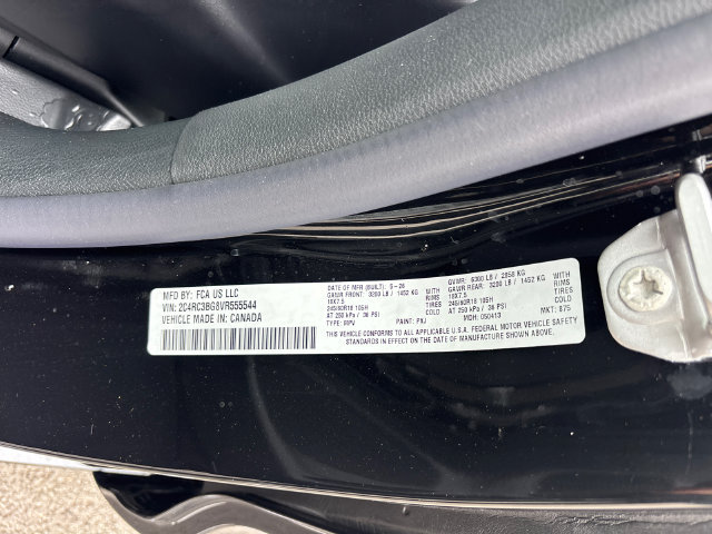 New 2027 Chrysler Pacifica Select w/ Family Tech Group AWD/4WD image 38