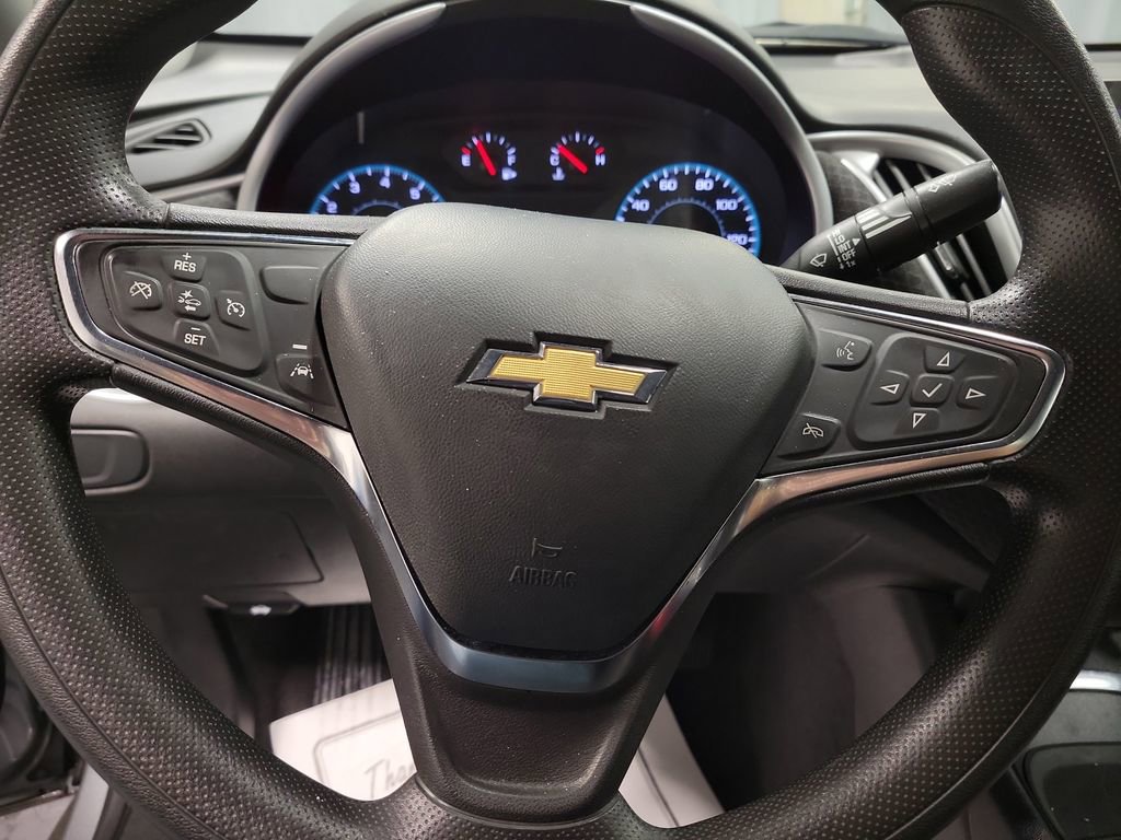 Used 2023 Chevrolet Malibu LT image 17