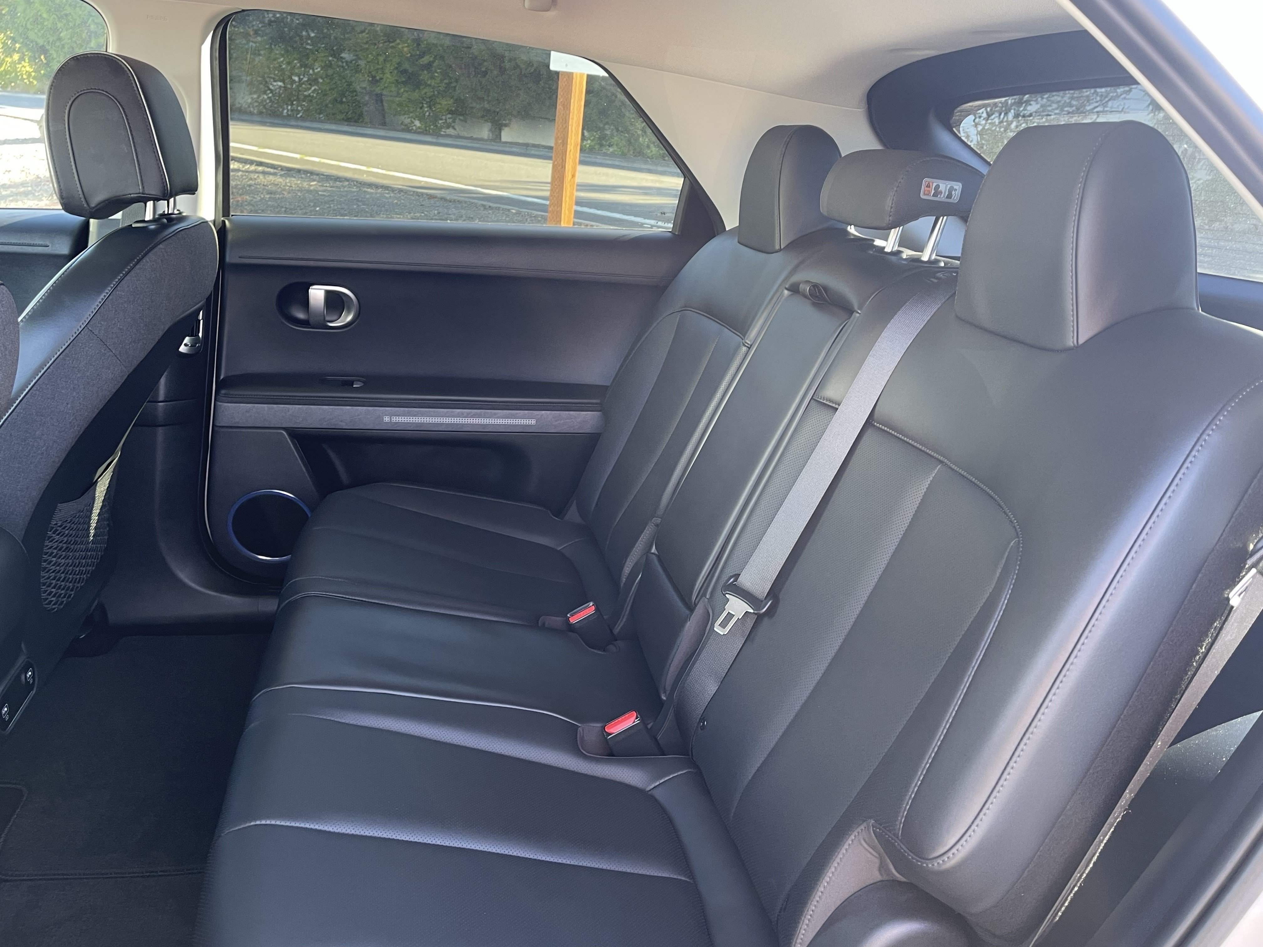 Certified 2023 Hyundai Ioniq 5 SEL w/ Cargo Package AWD/4WD image 15
