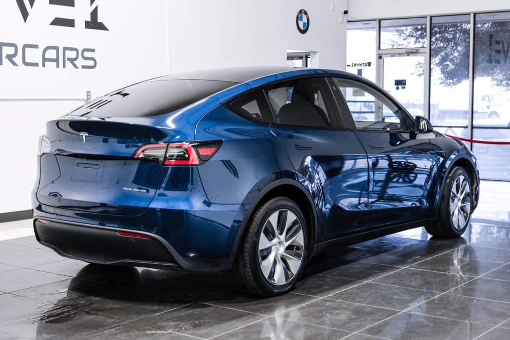 Used 2021 Tesla Model Y Long Range AWD/4WD image 9