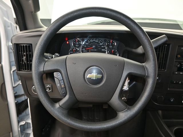 Used 2024 Chevrolet Express 2500 w/ Driver Convenience Package image 6