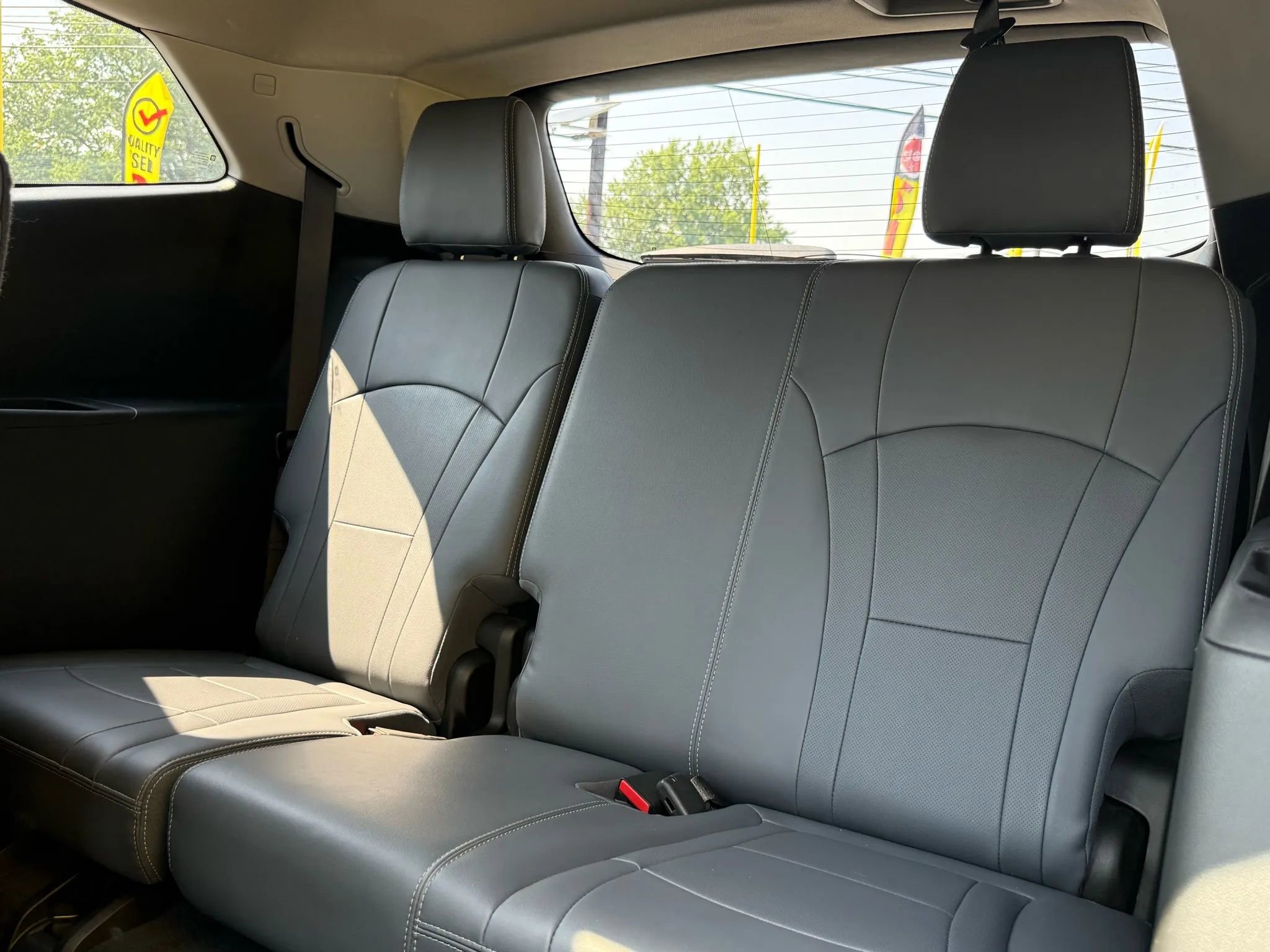 Used 2020 Buick Enclave Essence w/ Sport Touring Edition image 28